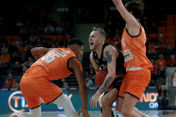 撼了球迷和 撼了球迷和