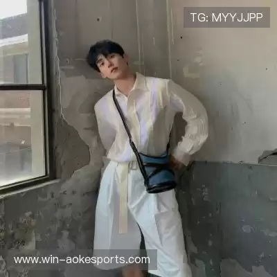 蓬盈晓